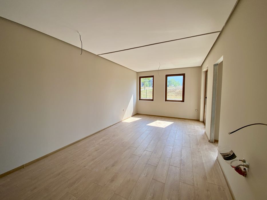 Продава се Двустаен апартамент в Разлог - 56 кв.м за 893 €/кв.м - Снимка #3