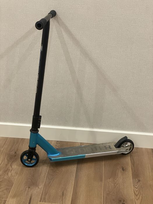 Продается трюковый самокат б/у