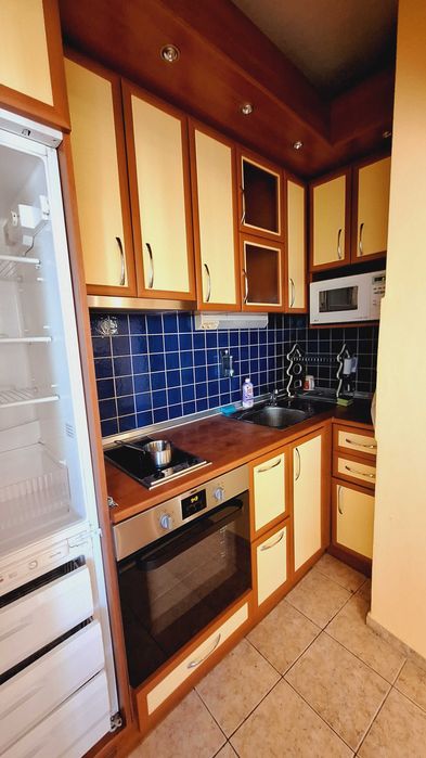 Продава се Тристаен апартамент в Варна, Гръцка махала - 90 кв.м за 2312 €/кв.м - Снимка #3