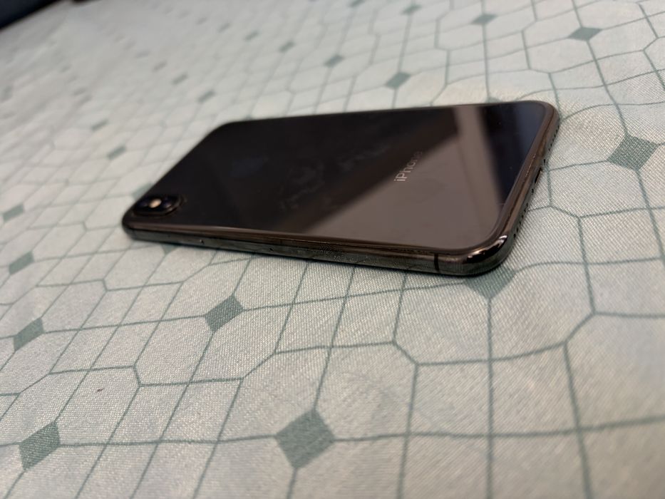 Apple Iphone X , Impecabil , Negru , 80 baterie .