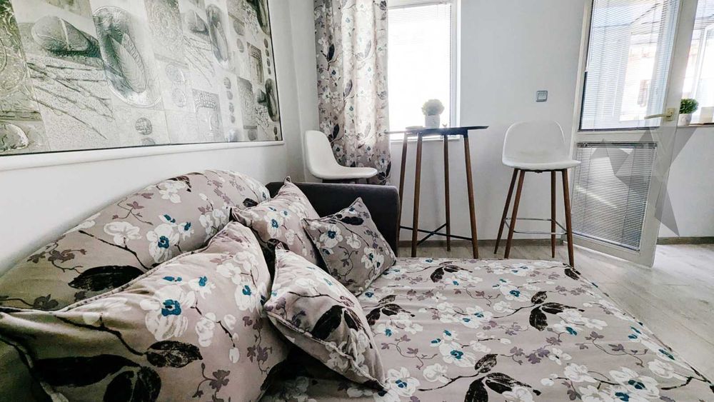 Дава се под наем едностаен апартамент във Варна Левски 1.