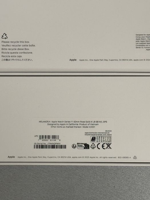 Продавам нов Apple Watch 11 42mm