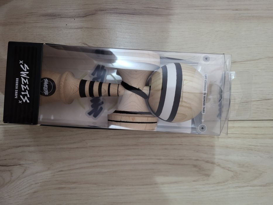 Kendama sweets broken shape
