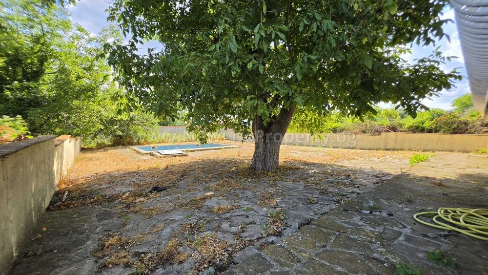 Двуетажна къща с басейн в с. Горица, обл. Бургас