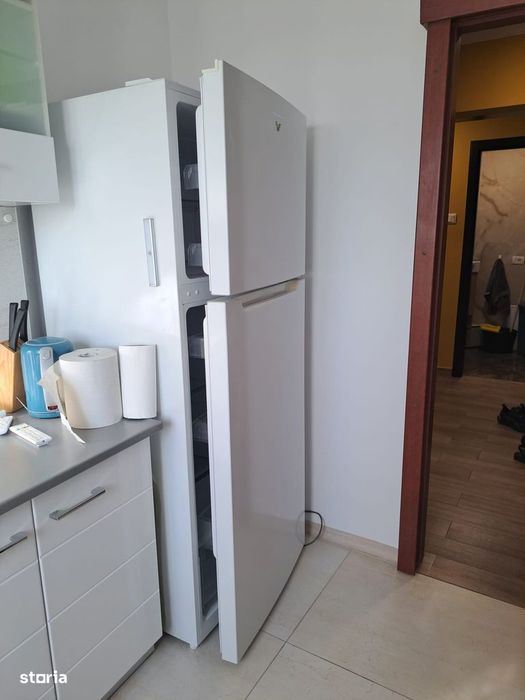 Apartament 3 cam AN etaj 6 din 8 în Rogerius,2 băi,2 balcoane,renovat — fotografia 3