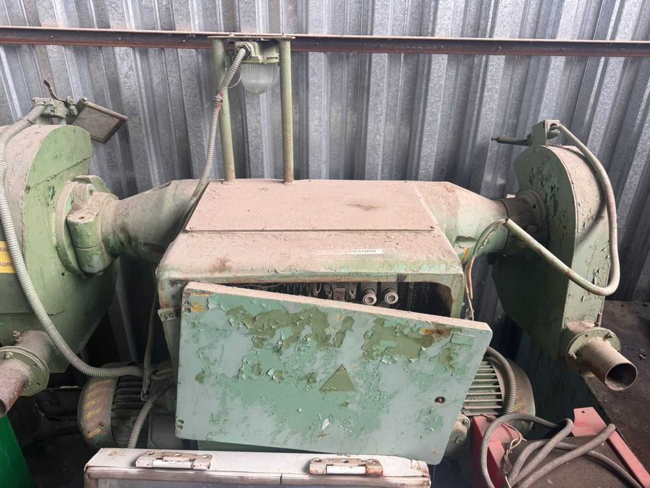 Станок шлифовальный 3Б853