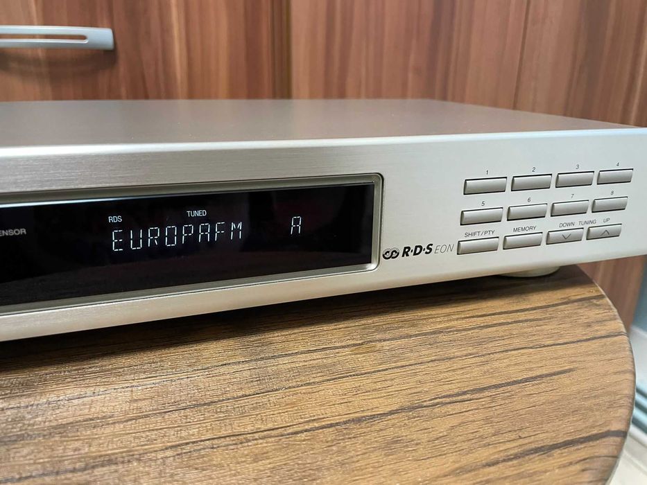 Denon TU-380RD Stereo Tuner AM/FM