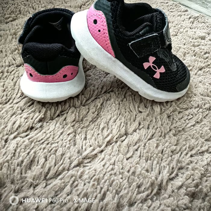 Adidași under armour fete mărimea 21