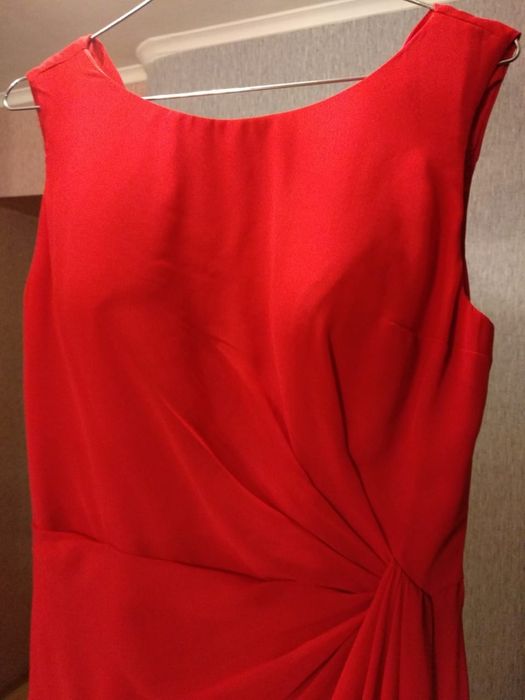 Платье вечернее в идеальном состоянии