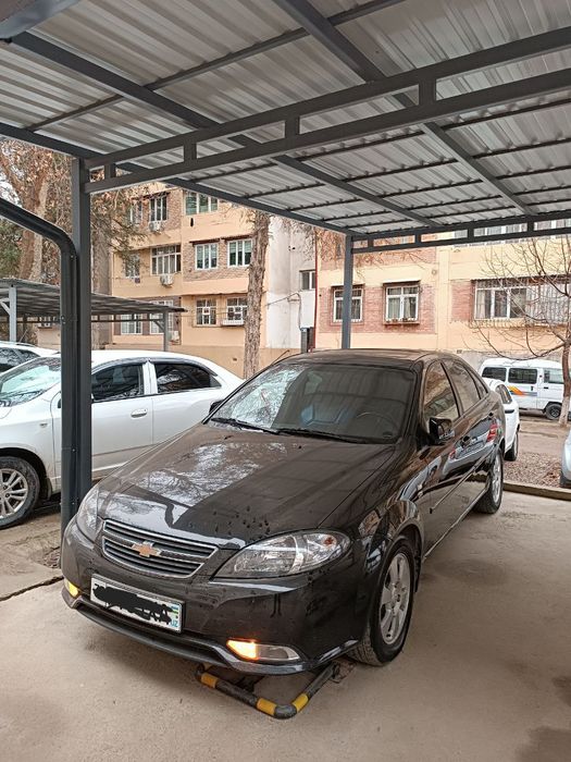 Chevrolet  Gentra qora 3 pozitsiya