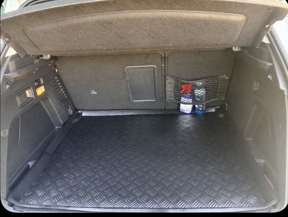 Продавам Peugeot 3008