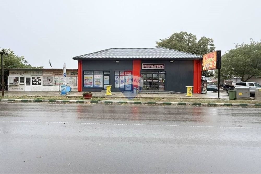 Разработен бизнес с магазини и склад в с. Стожер Д.К 4173