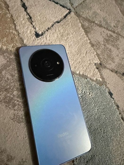 Два телефон на Айфон