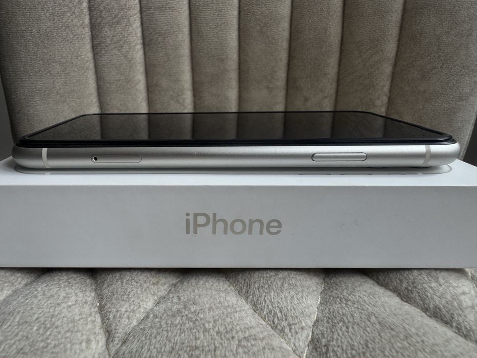 Iphone 11 64 gb / Айфон 11 64 гб