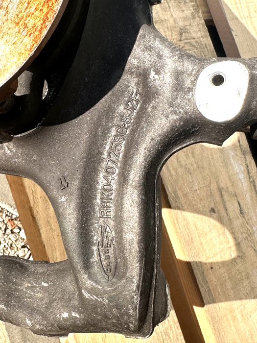 Десен шенкел AUDI A6 A7 C7 4G 4G0404242 8K0407258G