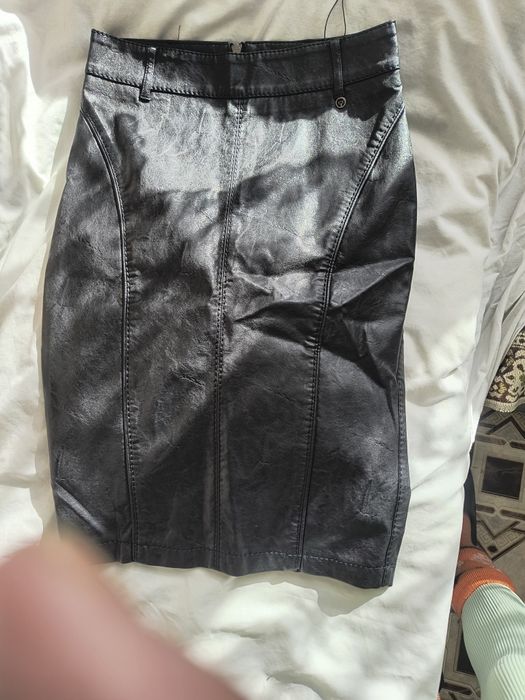 Дамска Кожена пола