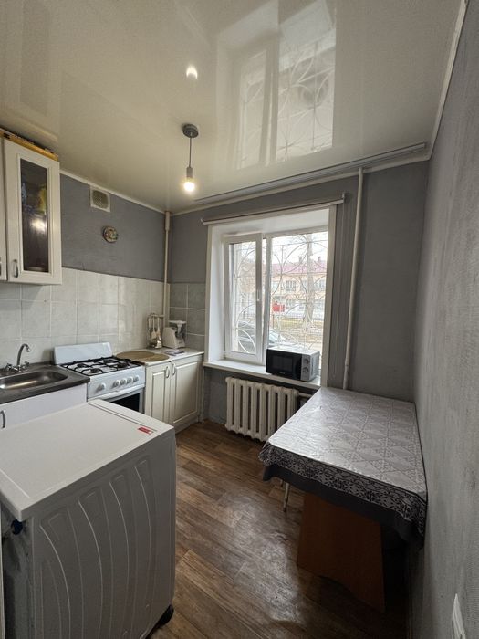 Продам 2  комнатную квартиру.