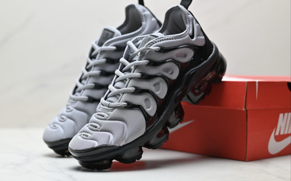 Nike Vapormax plus