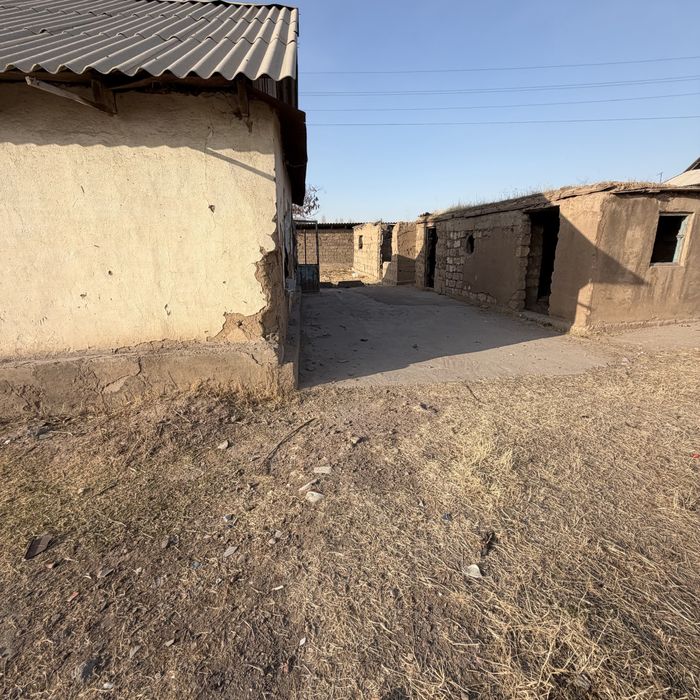 Продается участок  в Аханагаране 8,4 соток махалла Шарк кадастр новый