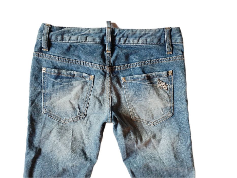 Dsquared2 38 дамски 7/8 дънки