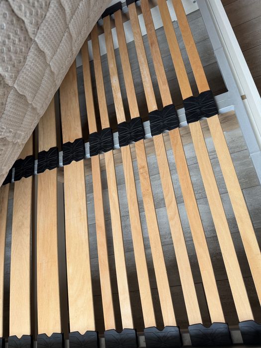 Мебели за спалня комплект обзавеждане