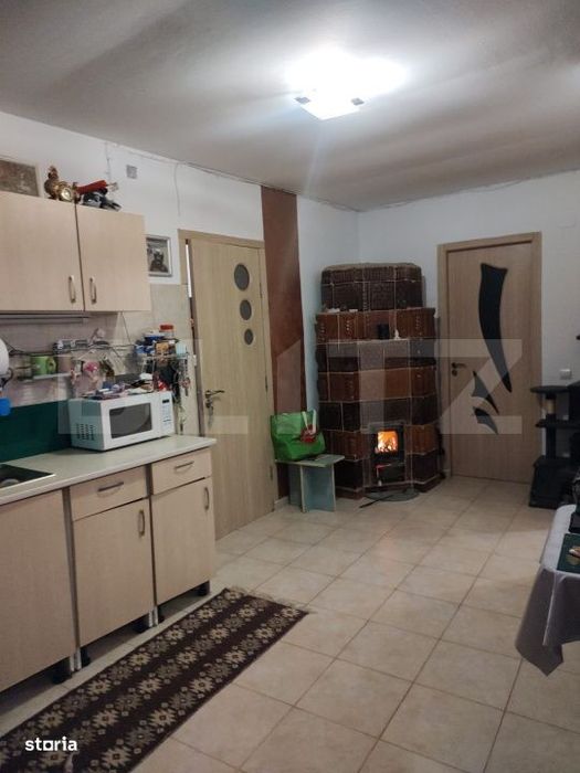 Casa in zona rezidentiala linistita, aproape de oras - panorama specta
