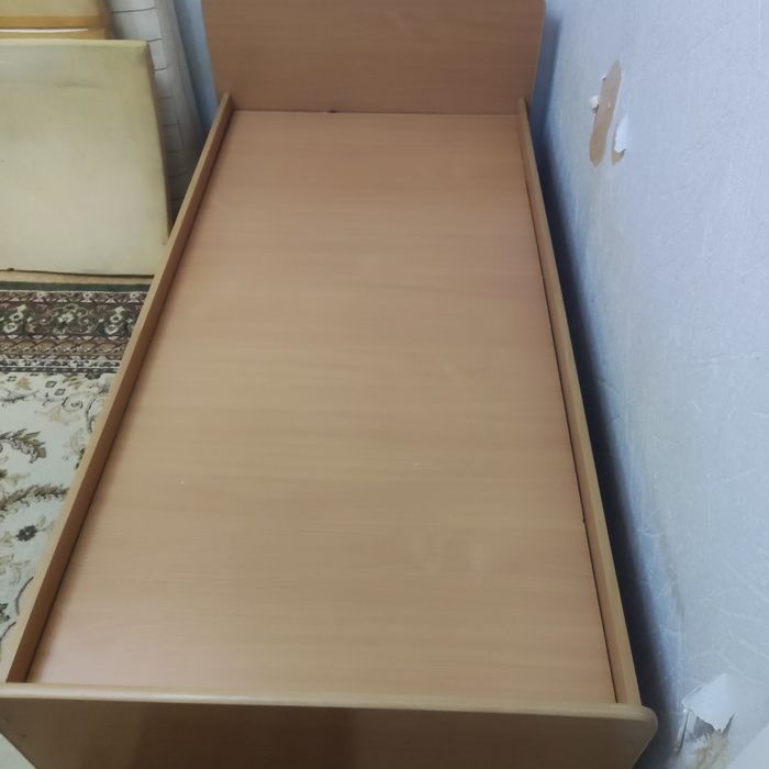 Продам кровать подростковую