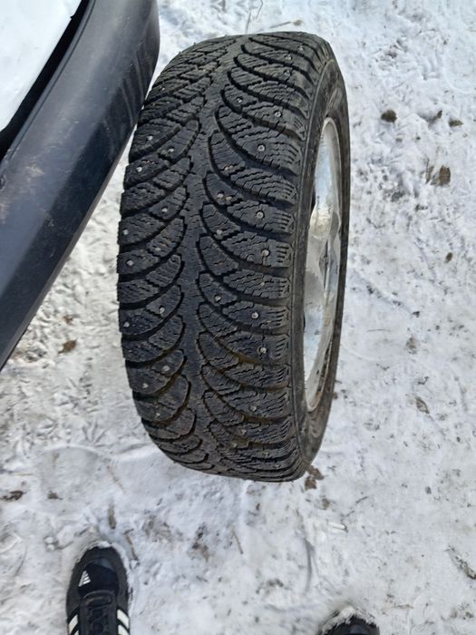 Продаю шины с дисками
