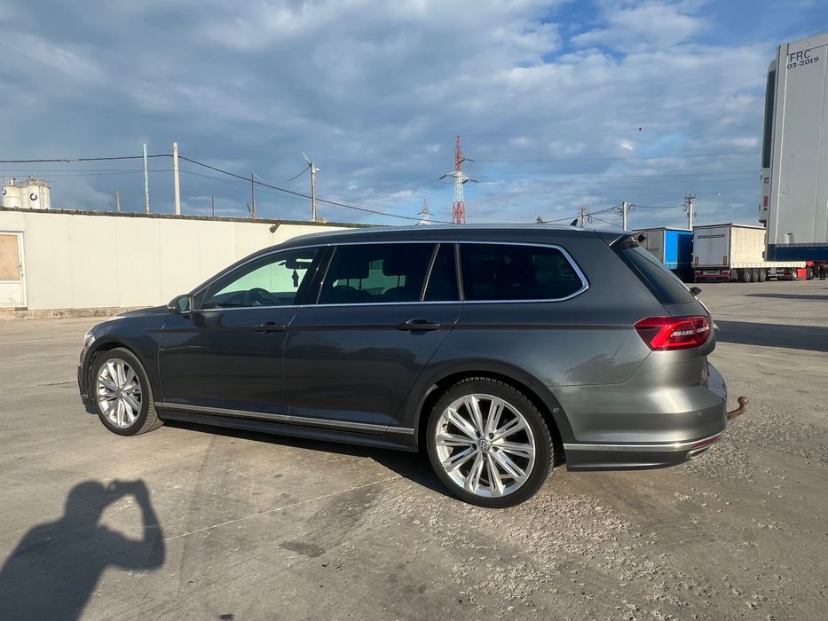 W passat R Line.   2017.