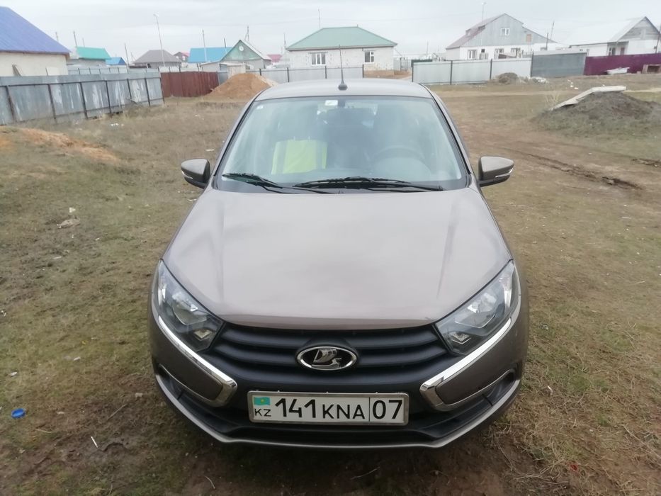 Продам обмен не интересует Lada granta