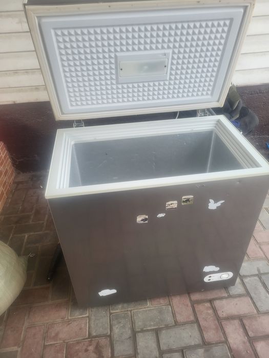 Морозильник,холодилник