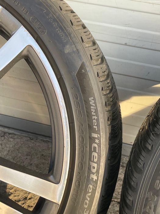 Jante 20 originale porsche panamera , anvelope iarna hankook dot 2022