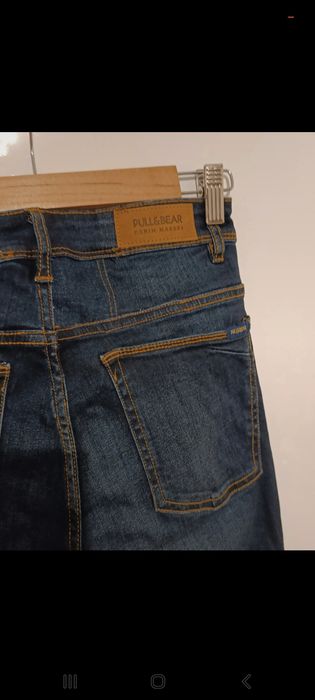 Blugi Pull&Bear noi cu eticheta