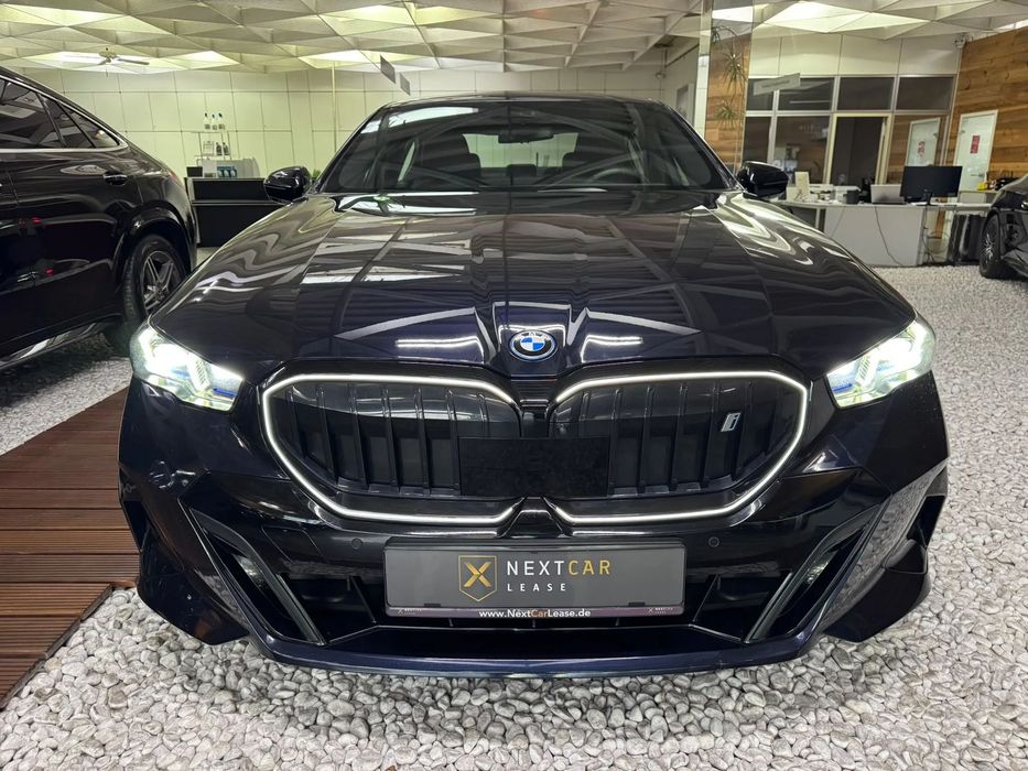 BMW i5 2024 — imagine 2