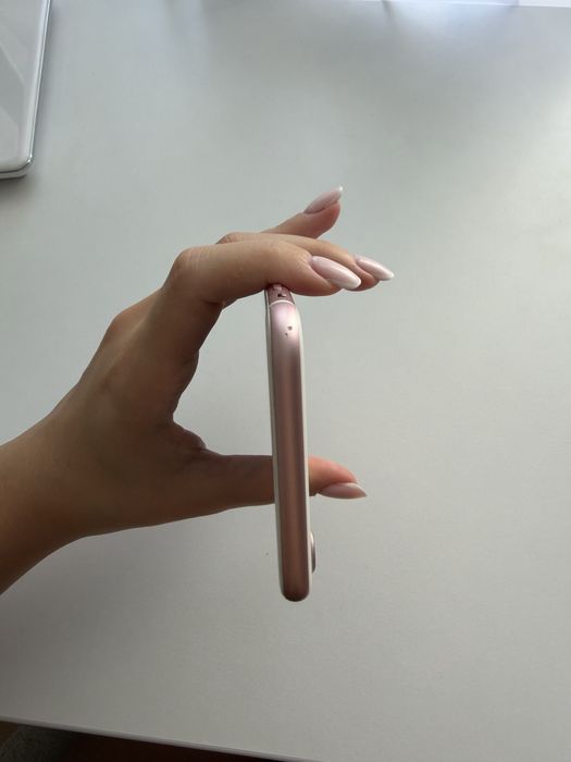 iPhone 7 32GB – Stare foarte bună – Funcțional