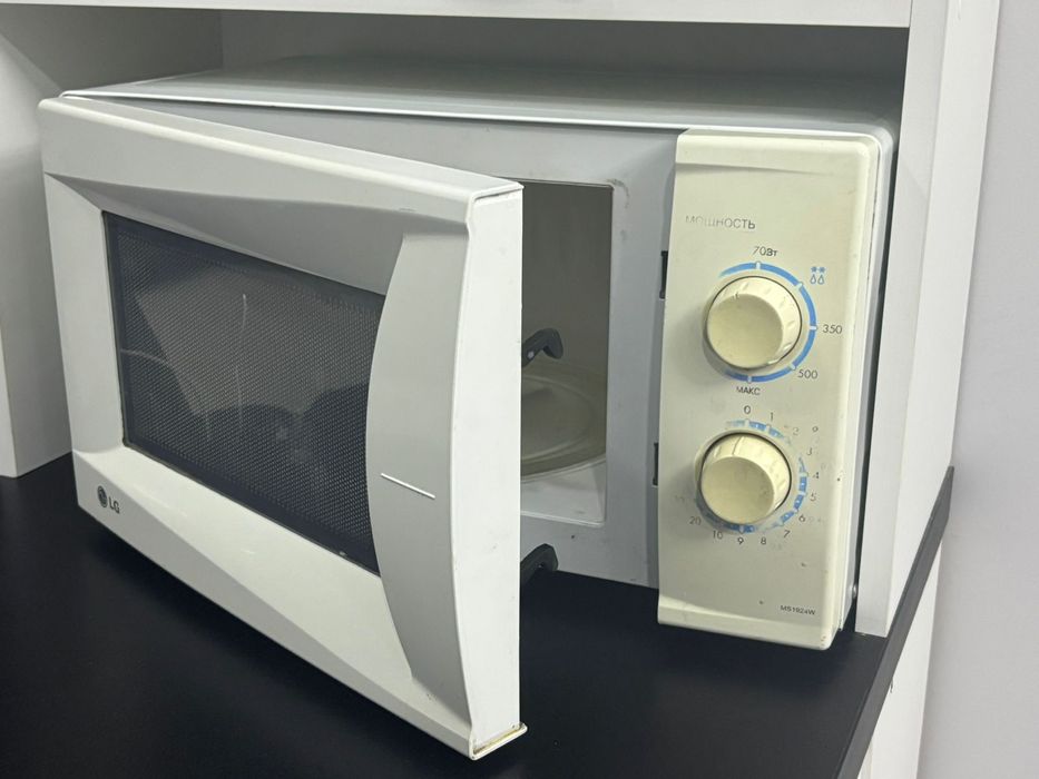 Продам микроволновку 10 тыс