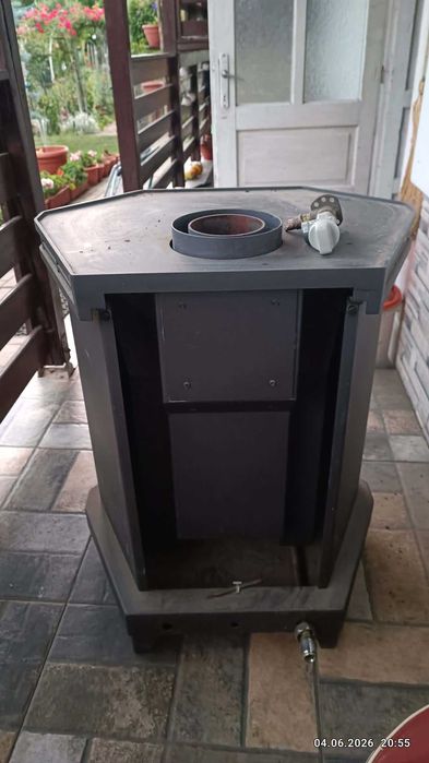 Semineu pe gaz de vanzare