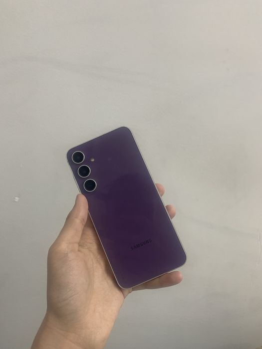 Samsung S23 FE 8/128