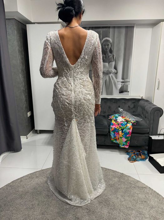 Rochie de mireasa Milla Nova - Model Fiamma, marimea L + voal inclus3m