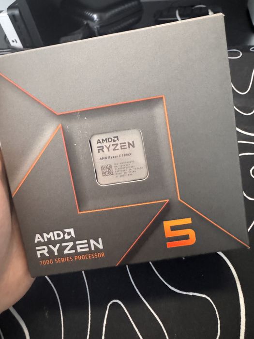 Ryzen 5 7600X Box