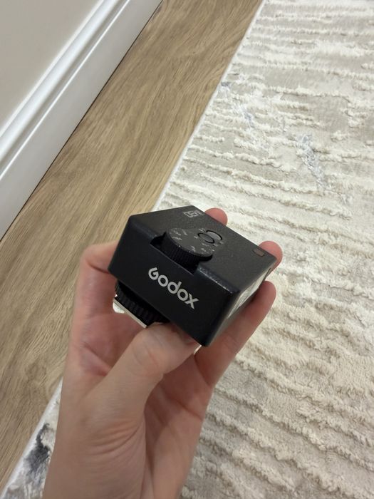 Вспышка Godox IM30