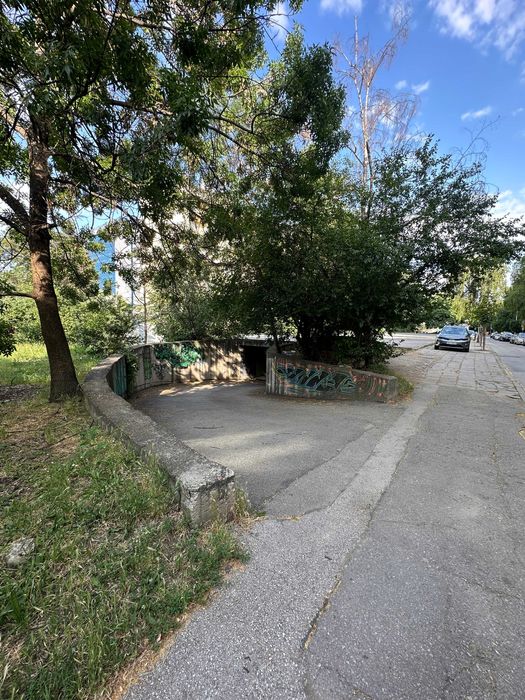 Дава се под наем Гараж / Паркомясто в София, Гео Милев - 17 кв.м за 150 € - Снимка #6