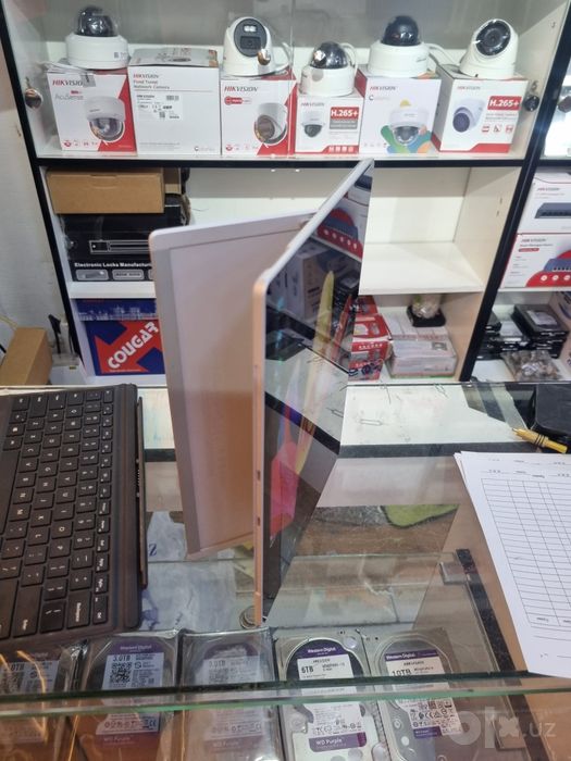 Noudbuk laptop surfeys