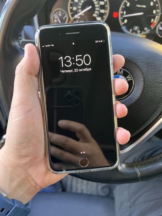 Продам Iphone 7plus 64 gb