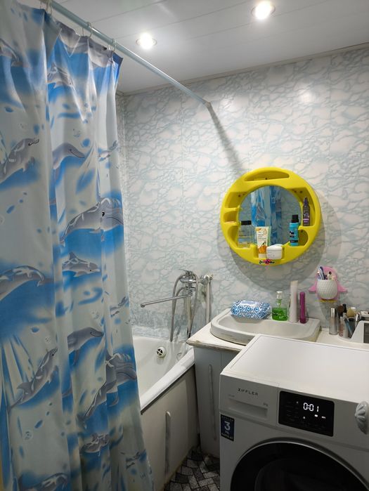 4 xonali uy sotiladi