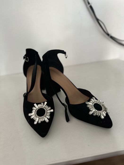 Черный замшный туфли