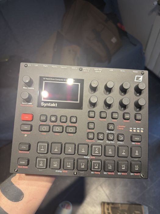 Elektron Syntakt  full box *ca nou*