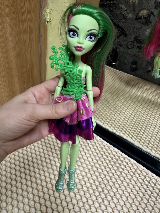 Продам куклу монстр хай!