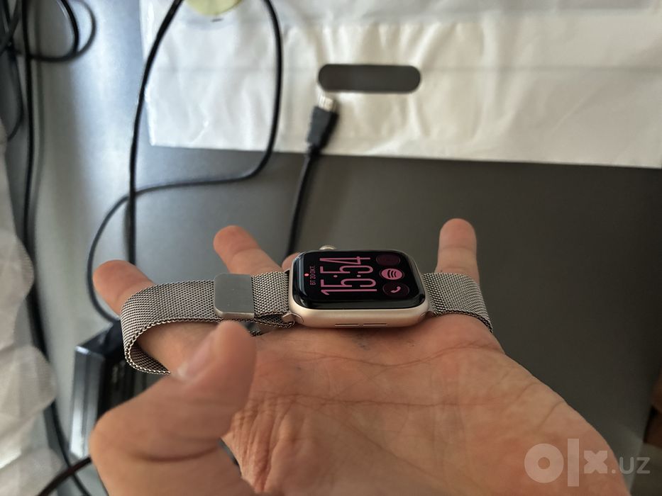 Apple Watch SE 3 44мм, Starlight, 100%