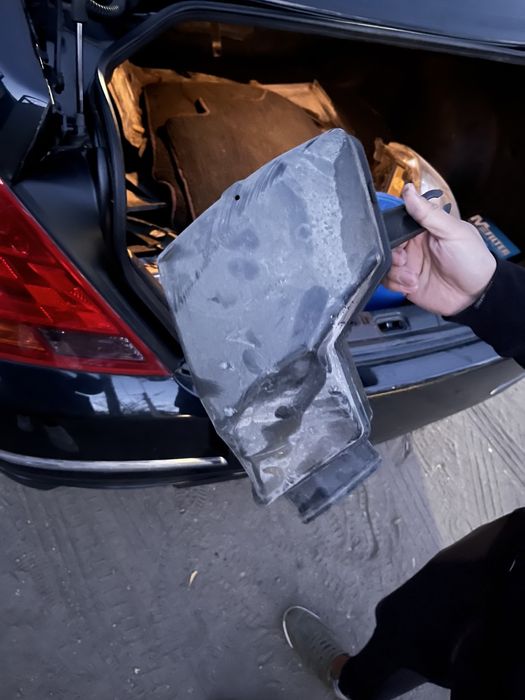 Молдинг передний